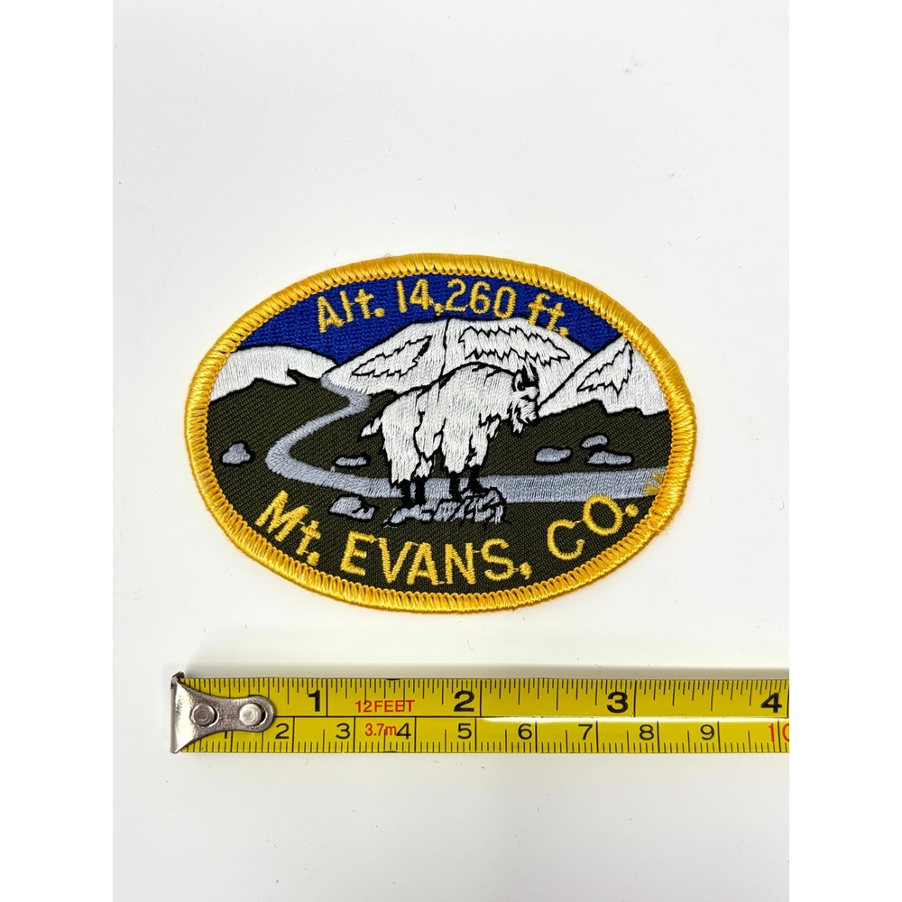 Mt Evans Colorado Mountain Goat Souvenir Patch Alt 14260 ft Embroidered Oval